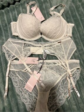 Rosie by Marks & Spencer wedding bridal lace lingerie set, size 8 / 36C